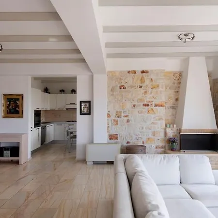 Alkinoi Villa Parikia (Paros)